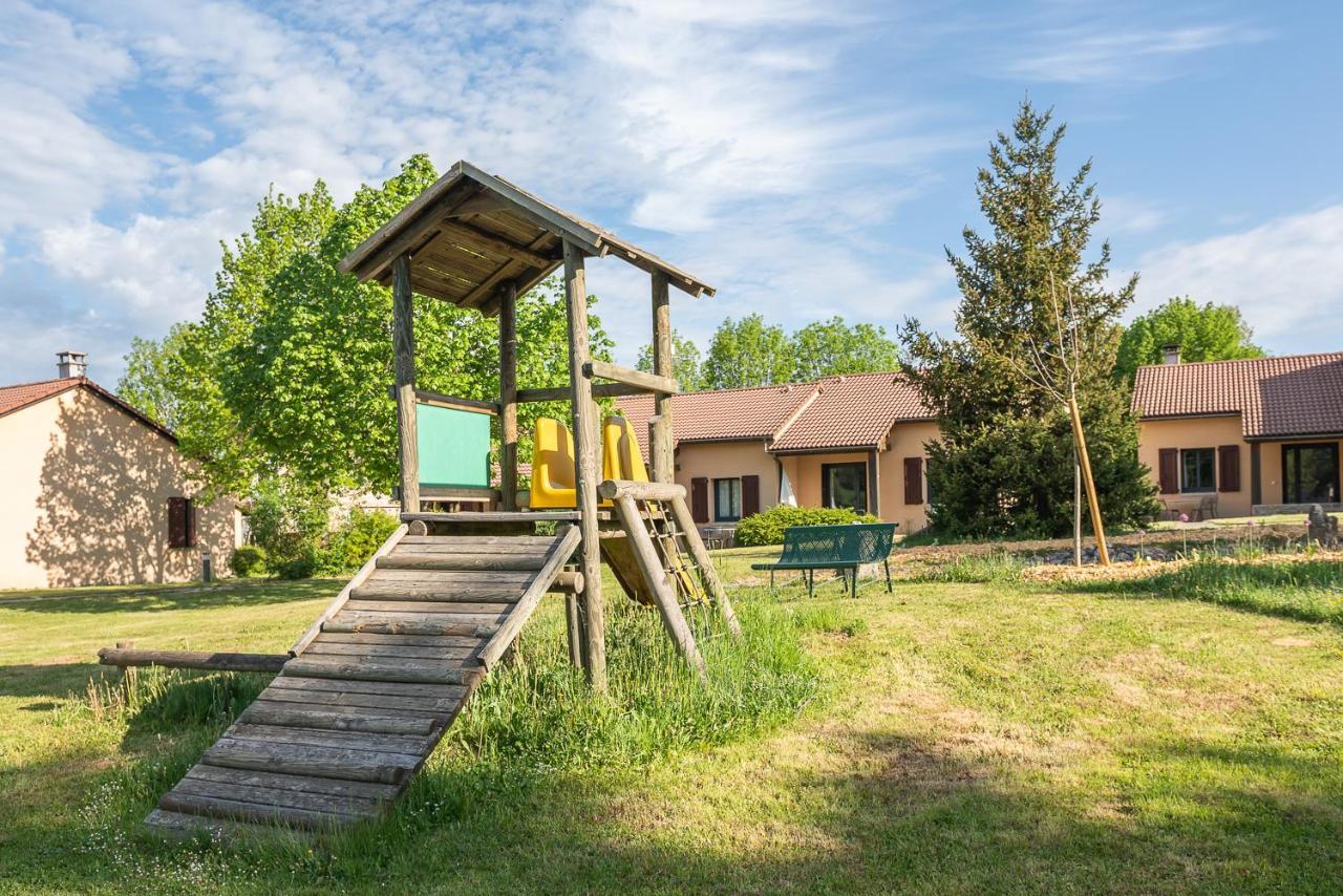 Villages De Le Pigeonnier Holiday home *